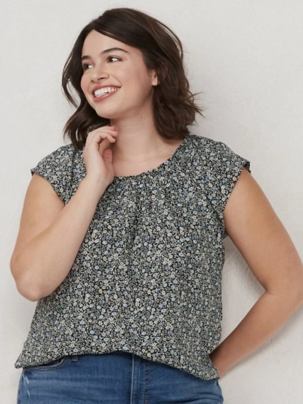 LAUREN CONRAD BLUE FLORAL BLOUSE SIZE XXL